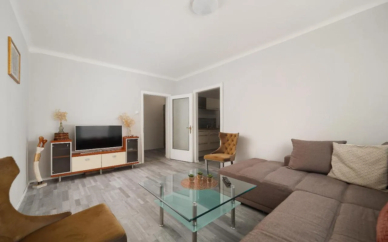 Brand-New 2Bd Apartment Close To Shopping Street In Schonbrunn 维也纳 奥地利